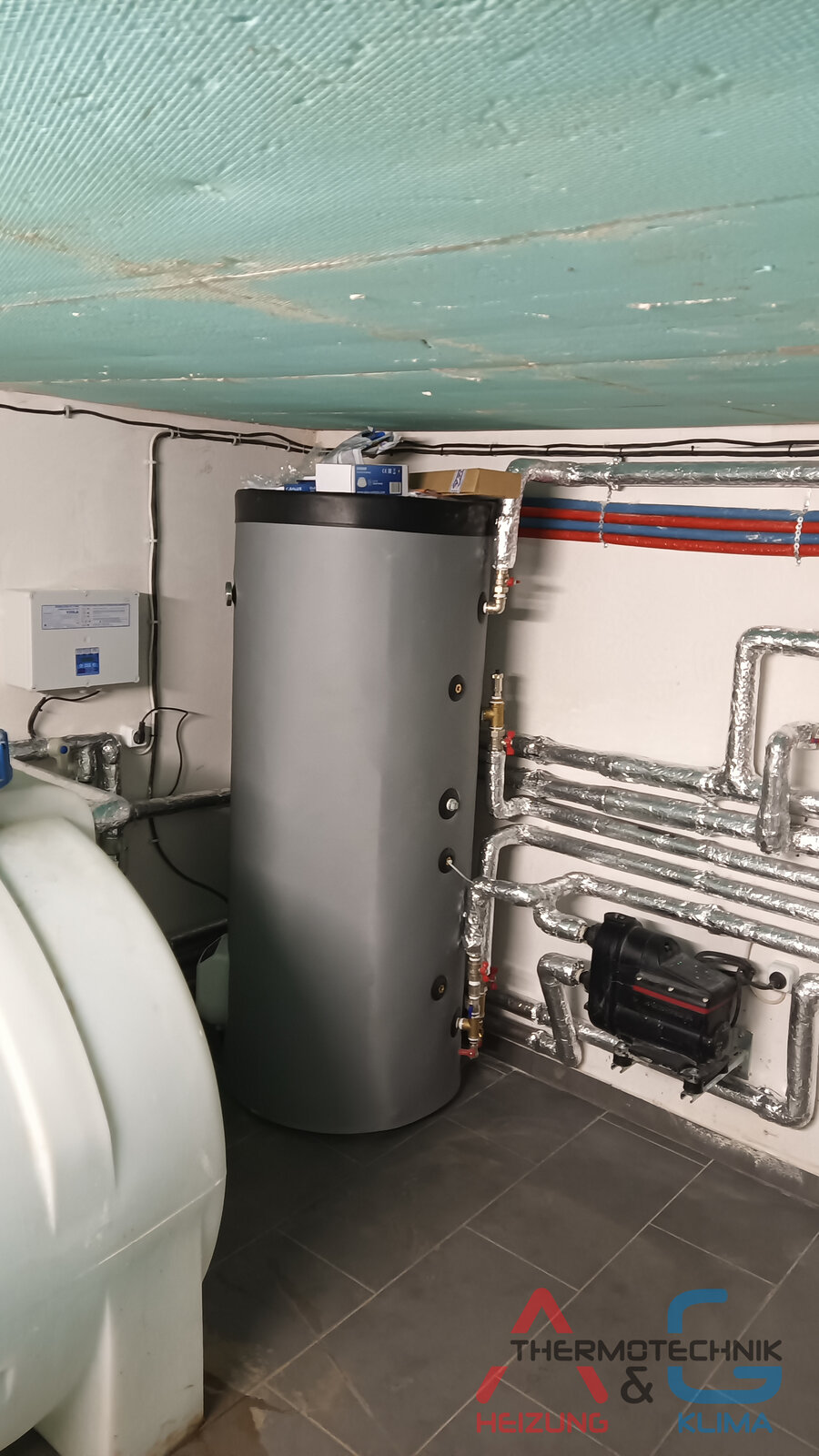 Heizungsanlage mit Luft-Wasser-Wärmepumpe HITACHI Yutaki S 10HP - Bild 8