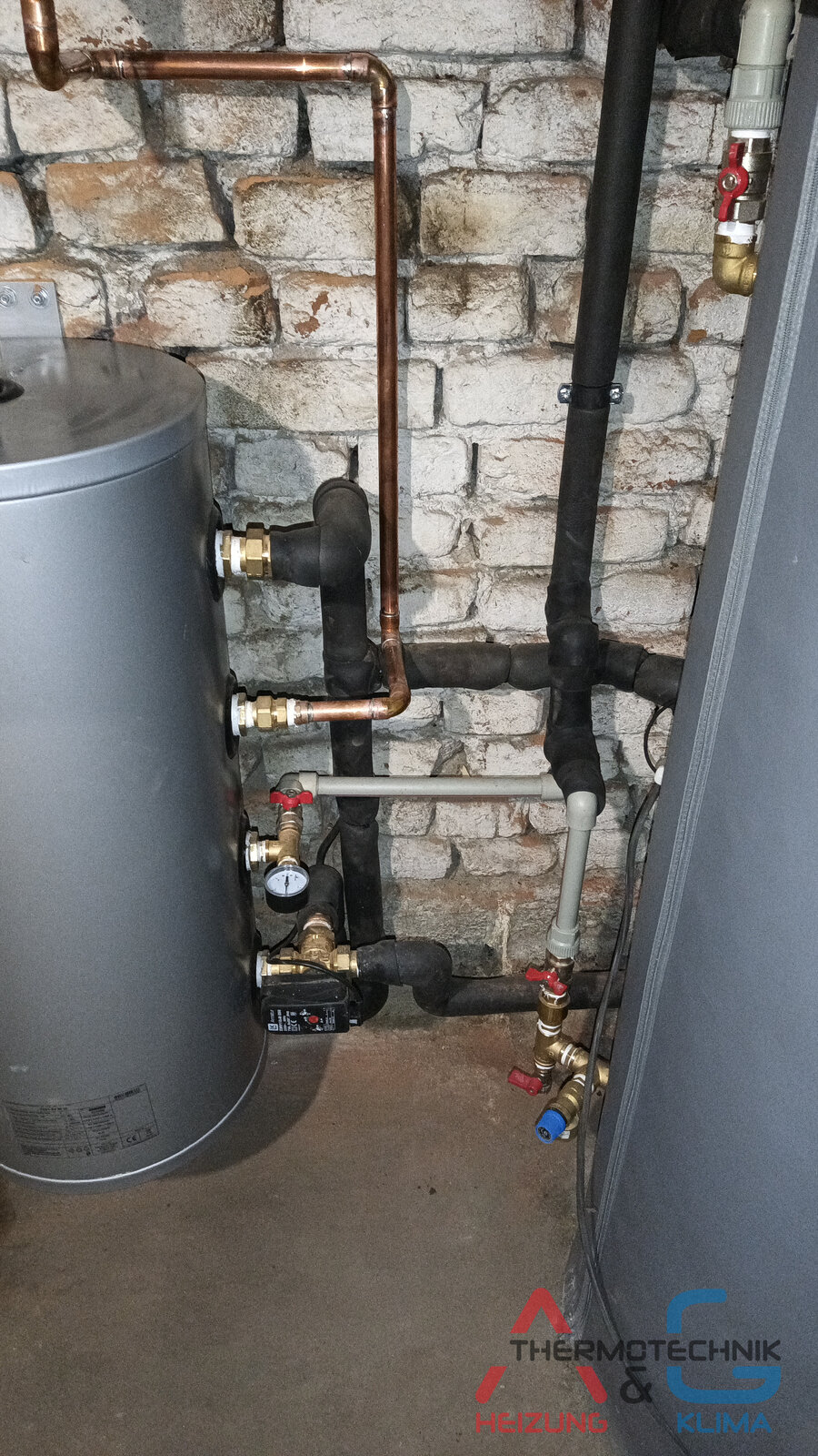 Heizungsanlage mit Luft-Wasser-Wärmepumpe BOSCH Compress 3000 AWS, 12 kW - Bild 7