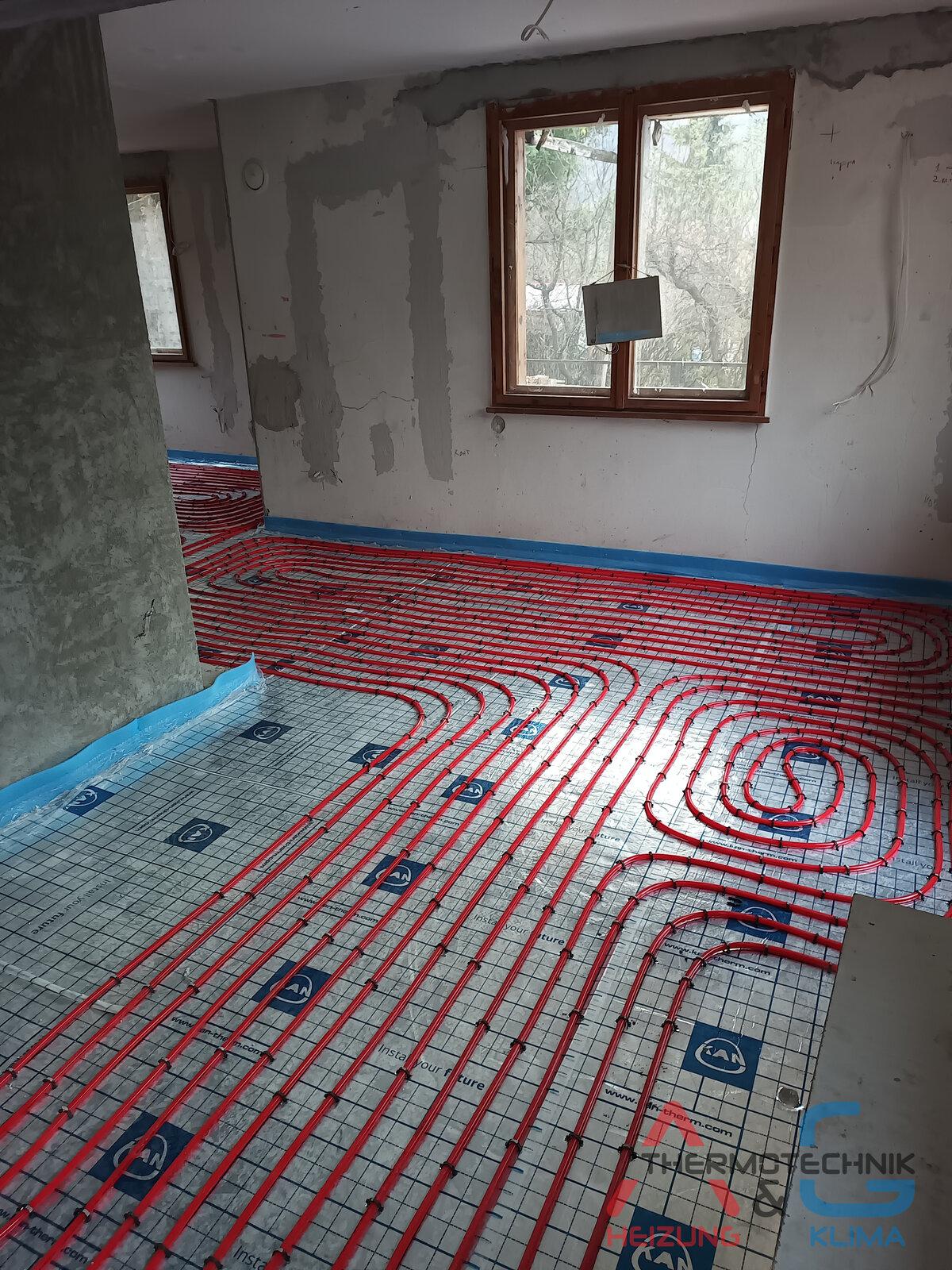 Installation von Fußbodenheizung in einem Haus - Bild 10