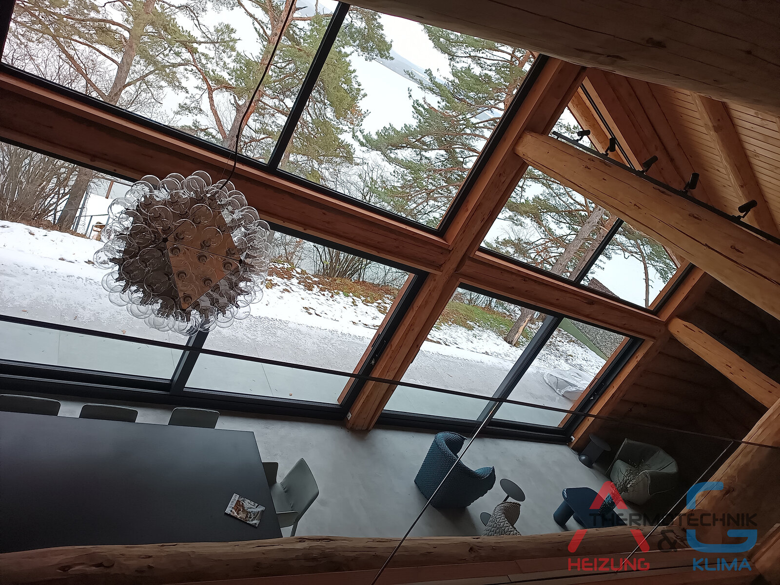 Heizungsanlage mit Luft-Wasser-Wärmepumpe HITACHI Yutaki S 10HP - Bild 2