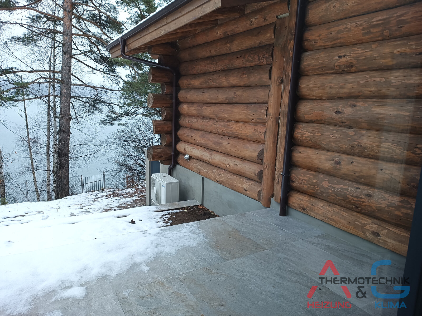 Heizungsanlage mit Luft-Wasser-Wärmepumpe HITACHI Yutaki S 10HP - Bild 5