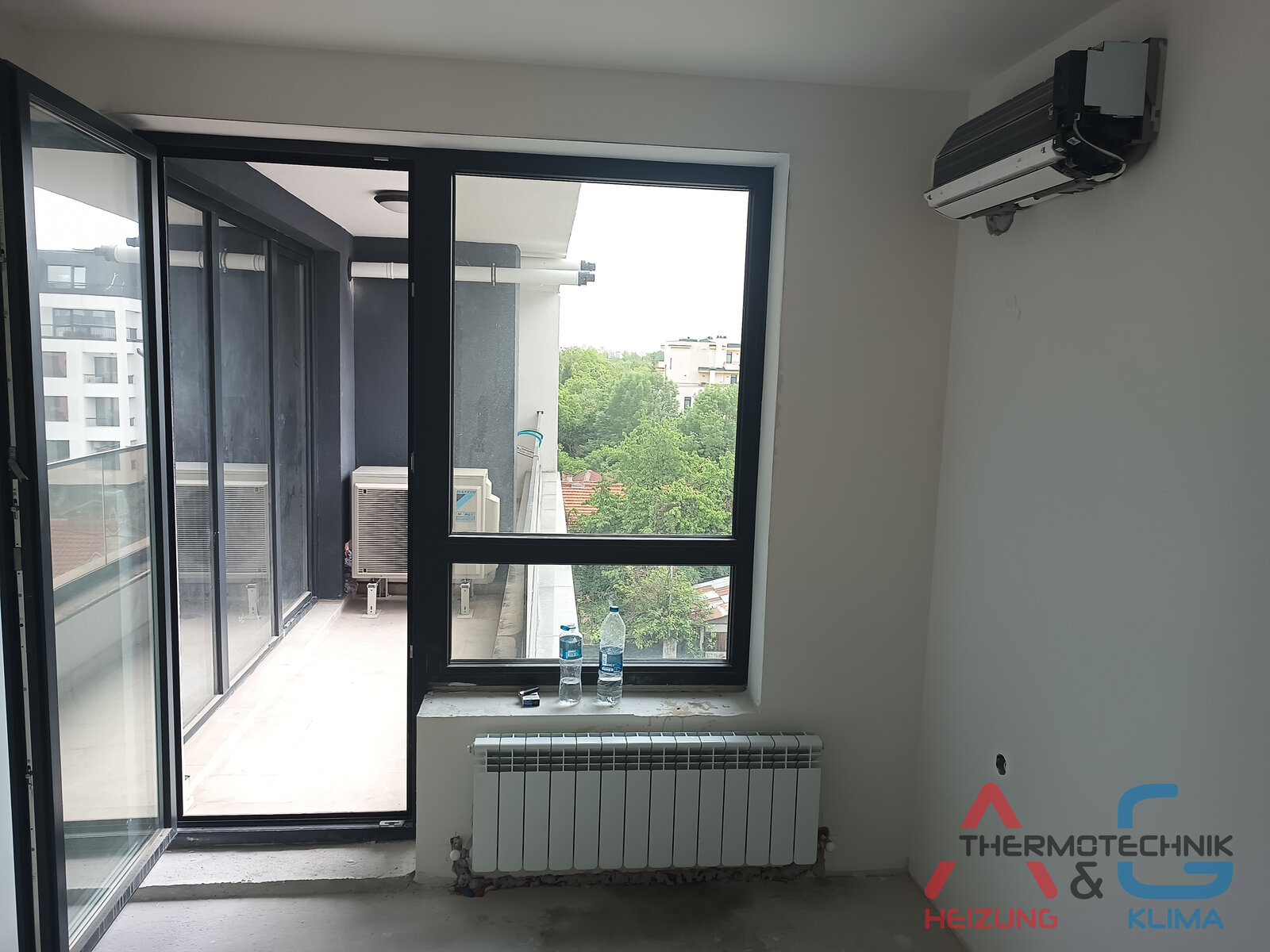 Gaskessel BOSCH Condense 7000i, Multisplit-Klimaanlage Daikin, Fußbodenheizung in einer Wohnung - Bild 13