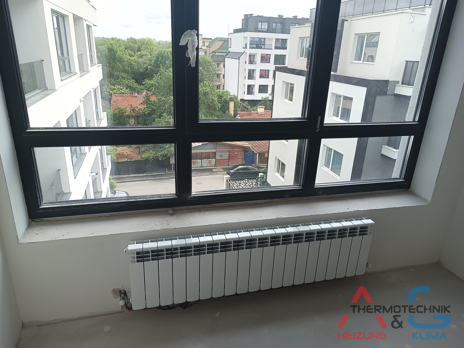 Gaskessel BOSCH Condense 7000i, Multisplit-Klimaanlage Daikin, Fußbodenheizung in einer Wohnung - Bild 15