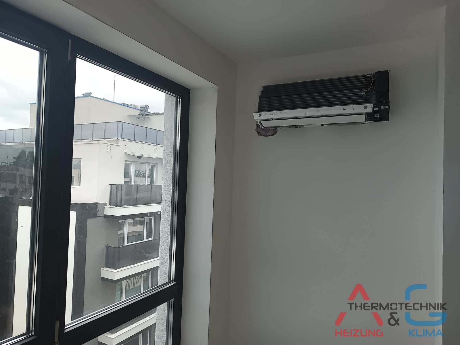 Gaskessel BOSCH Condense 7000i, Multisplit-Klimaanlage Daikin, Fußbodenheizung in einer Wohnung - Bild 14