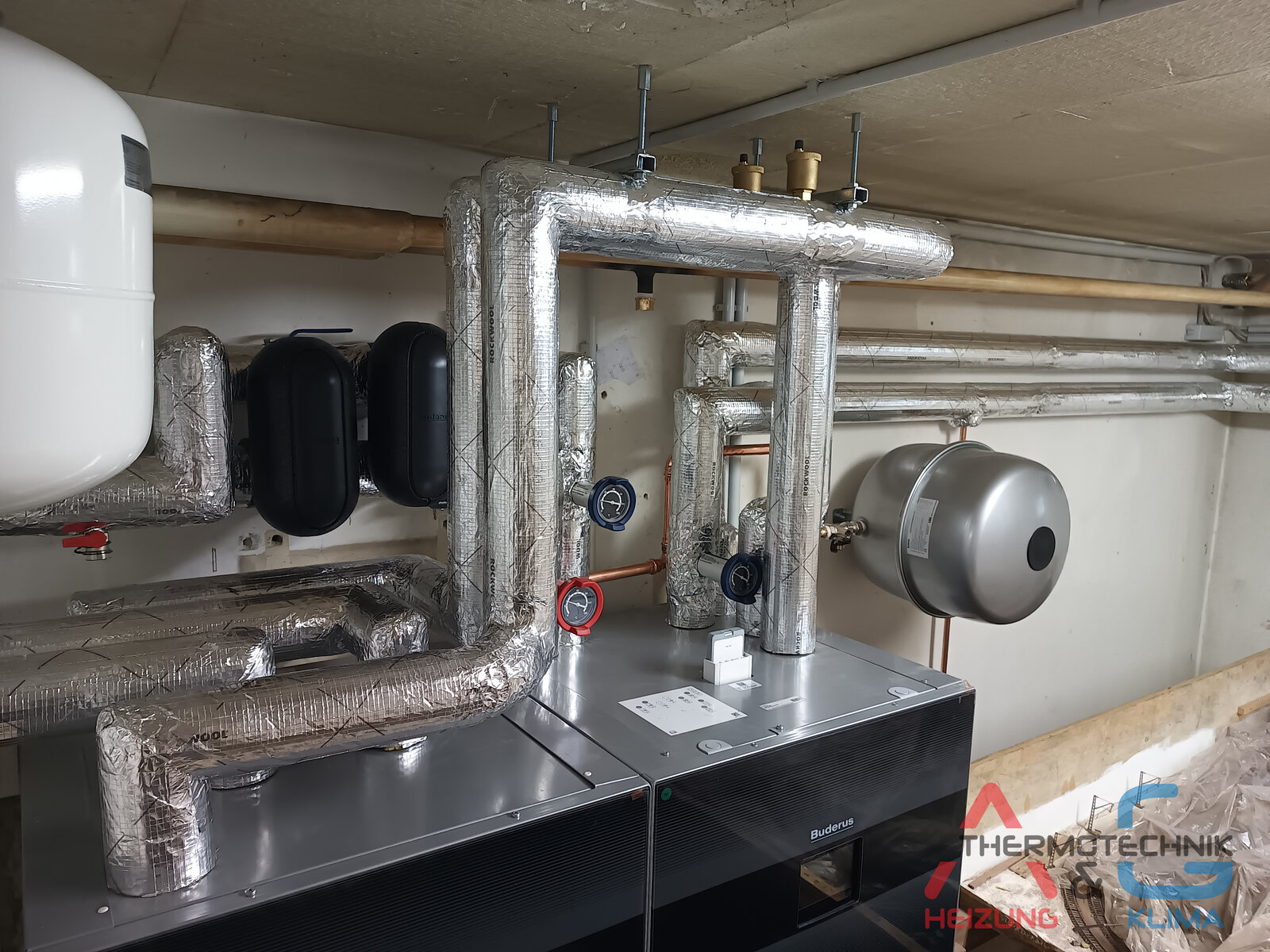 Luft-Wasser-Wärmepumpe Buderus Logatherm WLW (R290) in NRW - Bild 4