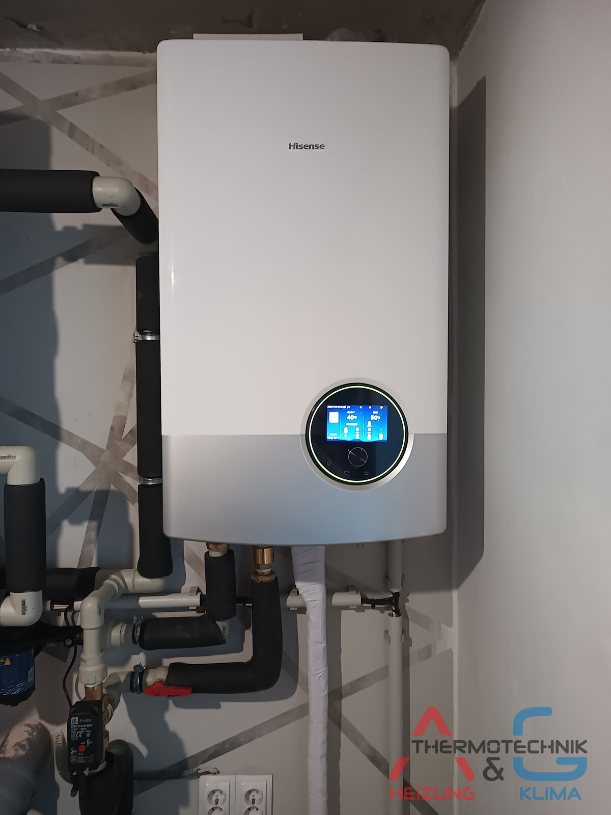 Hybrid-Luft-Wasser-Wärmepumpe Hisense Hi-Therma 12 kW mit Pelletheizung in NRW - Bild 7