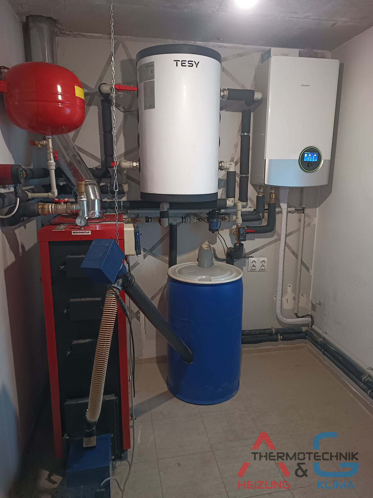 Hybrid-Luft-Wasser-Wärmepumpe Hisense Hi-Therma 12 kW mit Pelletheizung in NRW - Bild 2