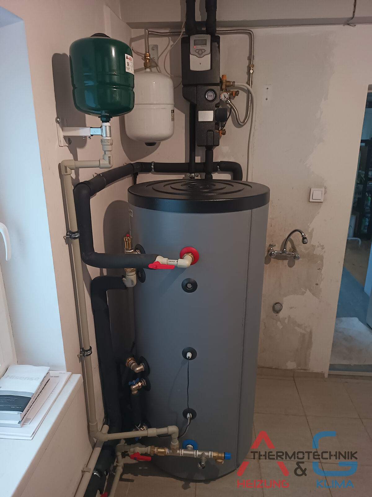 Hybrid-Luft-Wasser-Wärmepumpe Hisense Hi-Therma 12 kW mit Pelletheizung in NRW - Bild 8