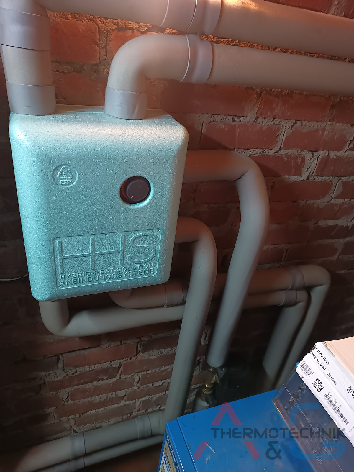 Luft-Wasser-Wärmepumpe Vaillant aroTHERM plus (R290) mit HHS Hybrid System in Rheinland-Pfalz - Bild 6